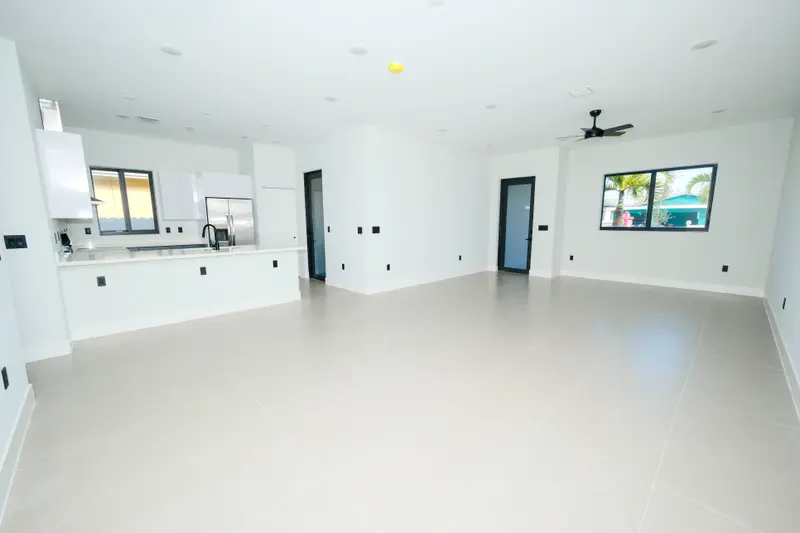 Modern Single-Family Home Hollywood