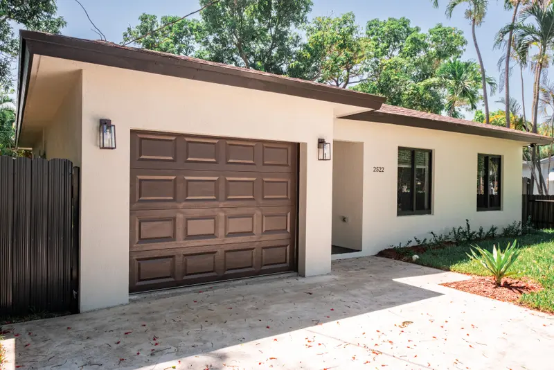 Single-Family Home in Fort Lauderdale